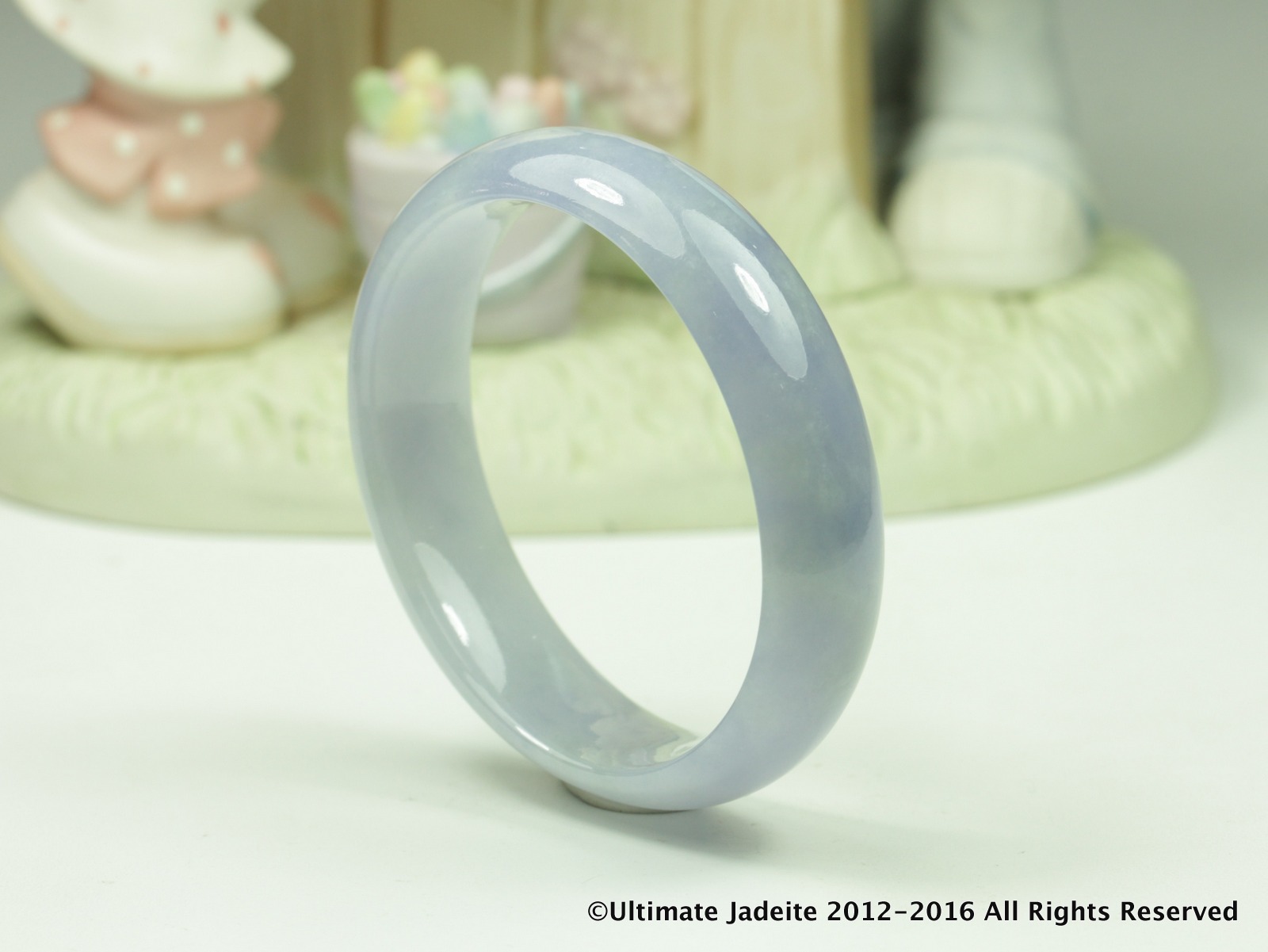 oval jade bangle